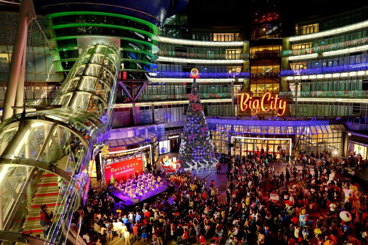 대만 '빅시티 쇼핑센터(巨城購物中心)'의 풍경